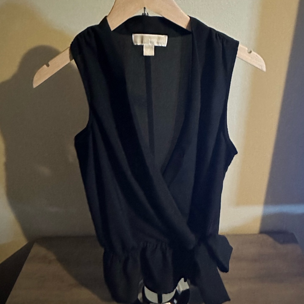 Michael Kors Medium black side tie tank top